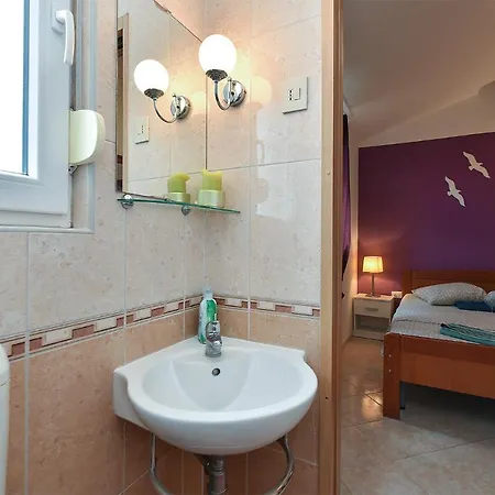 Apartman Natasa 1718 Fondole