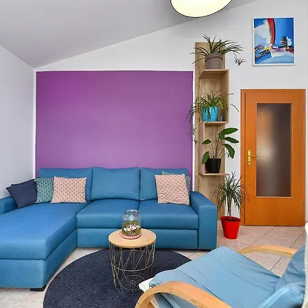 Natasa 1718 Apartman Fondole