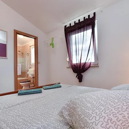 Natasa 1718 Apartman Fondole